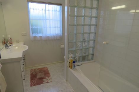 Photo of property in 2/31 Mission View Drive, Northpark, Auckland, 2013