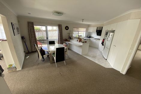 Photo of property in 32 Cantora Avenue, Northpark, Auckland, 2013
