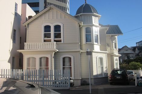 Photo of property in 18 Portland Crescent, Thorndon, Wellington, 6011