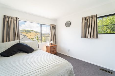 Photo of property in 53 Amesbury Drive, Churton Park, Wellington, 6037