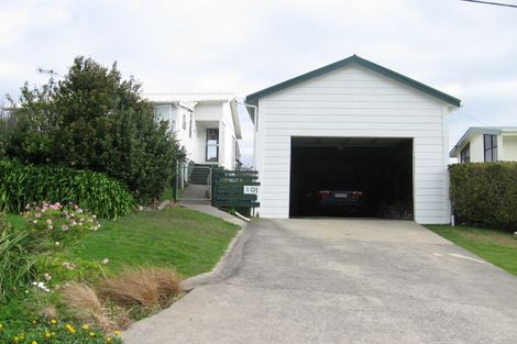 Photo of property in 10 Ocean Beach Road, Whangarei Heads, 0174