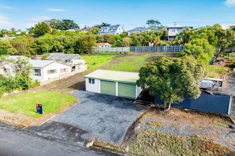 Photo of property in 11 Queen Street, Brighton, Dunedin, 9035