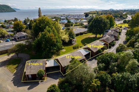 Photo of property in 10 Tangitu Street, Motuoapa, 3382