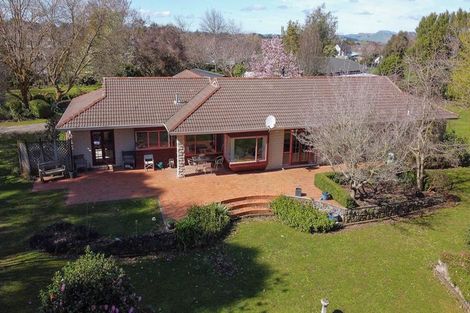 Photo of property in 10 Guinane Street, Dannevirke, 4930