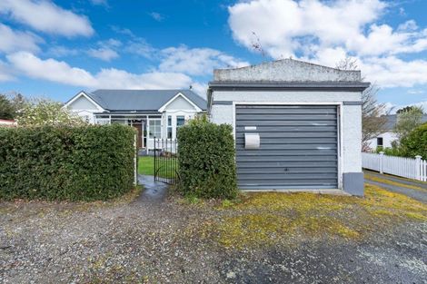 Photo of property in 26 Peel Street, Lawrence, 9532