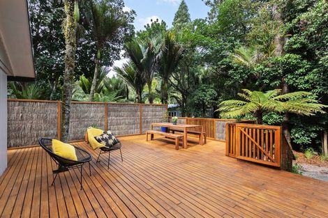 Photo of property in 47 Wood Bay Road, Titirangi, Auckland, 0604