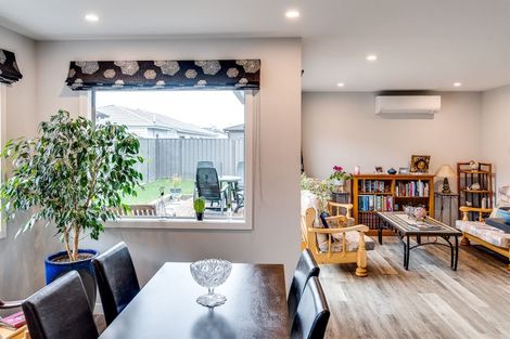 Photo of property in 60 Eriksen Road, Te Awa, Napier, 4110