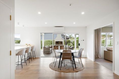 Photo of property in 17 Pohutukawa Drive, Eskdale, Napier, 4182