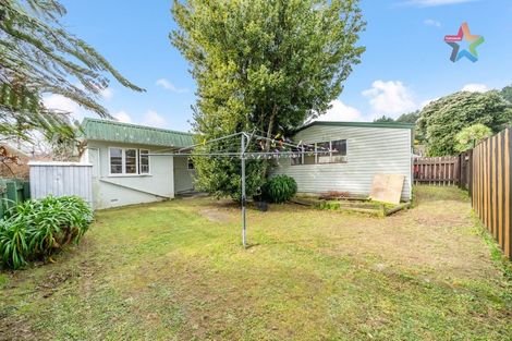 Photo of property in 5 Faulke Avenue, Wainuiomata, Lower Hutt, 5014