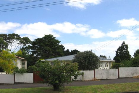 Photo of property in 76 Methuen Road, New Windsor, Auckland, 0600