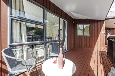 Photo of property in 13/3 The Avenue, Albany, Auckland, 0632