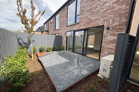 Photo of property in 2/62 Derby Street, St Albans, Christchurch, 8014