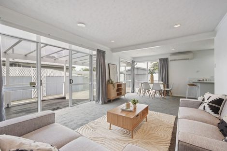 Photo of property in 17 Sneyd Street, Kaiapoi, 7630