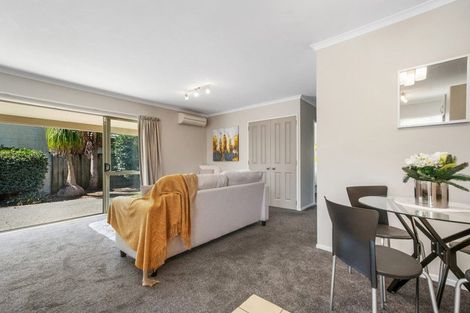 Photo of property in 5 Westvale Avenue, Ranui, Auckland, 0612