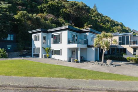 Photo of property in 85 Moana Road, Plimmerton, Porirua, 5026