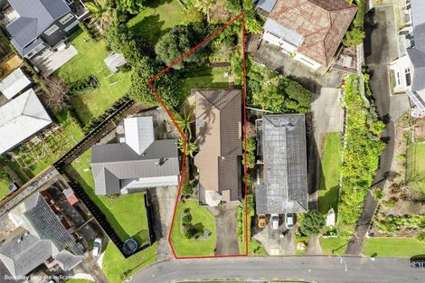 Photo of property in 20a Evelyn Road, Cockle Bay, Auckland, 2014