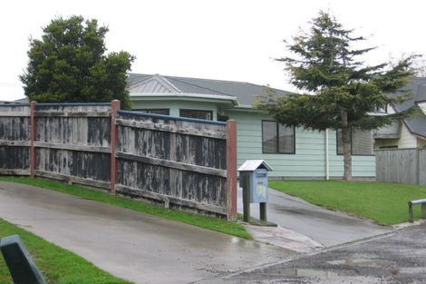Photo of property in 38 Dahlstrom Grove, Kelvin Grove, Palmerston North, 4414