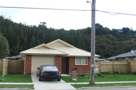 Photo of property in 12 Pinehill Crescent, Trentham, Upper Hutt, 5018