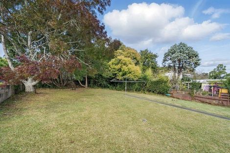 Photo of property in 18 Millbrook Road, Henderson, Auckland, 0612