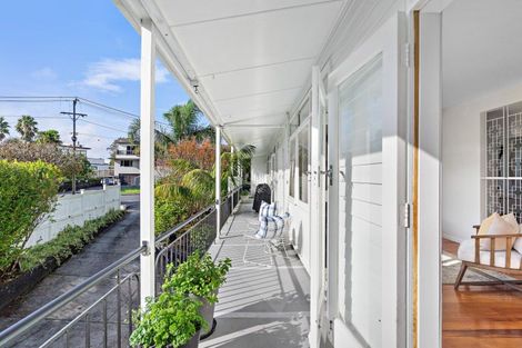 Photo of property in 17 Hillcrest Grove, Hillpark, Auckland, 2102