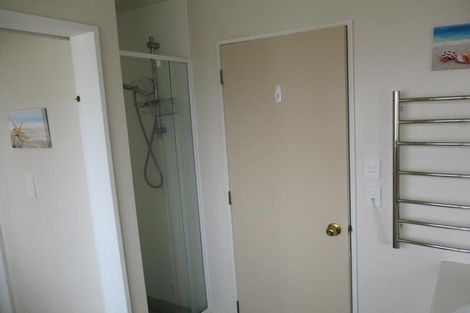 Photo of property in 4 Karaka Street, Otaki Beach, Otaki, 5512