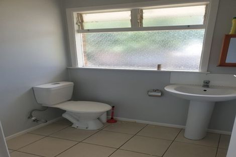 Photo of property in 2/17a Kitchener Road, Sandringham, Auckland, 1025