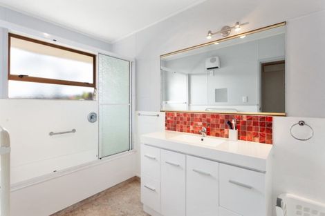 Photo of property in 580 Thornton Road, Thornton, Whakatane, 3194