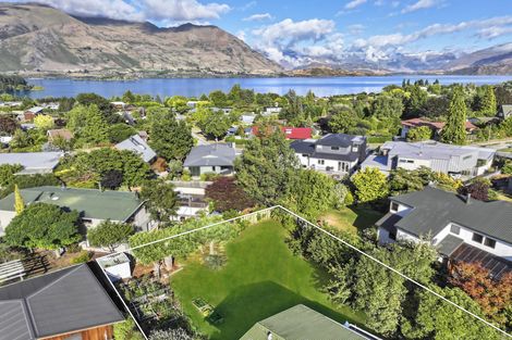 Photo of property in 5 Rimu Lane, Wanaka, 9305