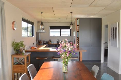 Photo of property in 7 Loach Road, Hawea Flat, Wanaka, 9382