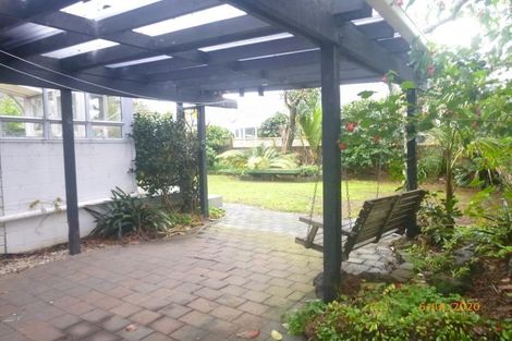 Photo of property in 93 Wiseley Road, West Harbour, Auckland, 0618