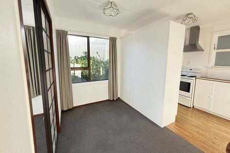 Photo of property in 17 Cypress Drive, Maungaraki, Lower Hutt, 5010