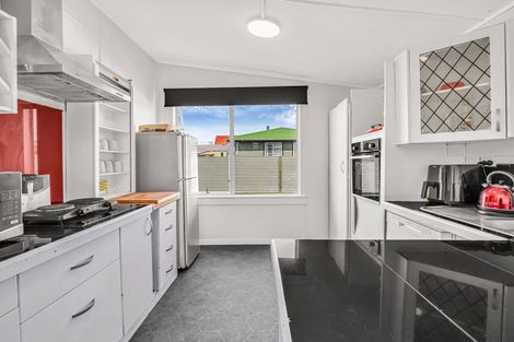 Photo of property in 26 Stout Street, Shannon, 4821