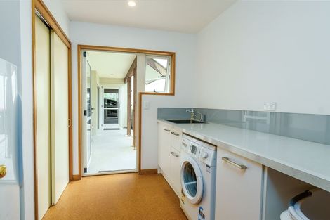 Photo of property in 17 Sheenan Road, Galloway, Alexandra, 9393