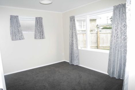 Photo of property in 84 Ruapehu Street, Paraparaumu, 5032
