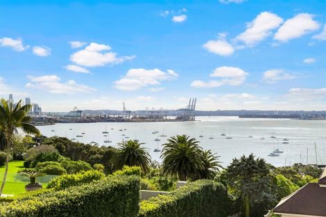 Photo of property in 5 Huriaro Place, Orakei, Auckland, 1071