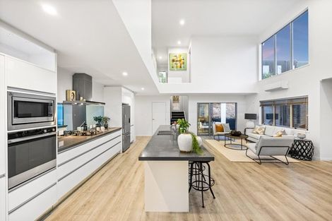 Photo of property in 8 Tuatini Place, Long Bay, Auckland, 0630