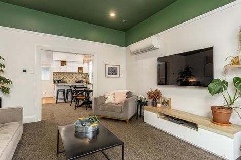 Photo of property in 51 Avenue Road, West End, Timaru, 7910