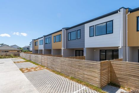 Photo of property in 10/115 Swanson Road, Henderson, Auckland, 0610