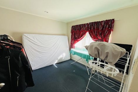 Photo of property in 6 Lawson Way, Weymouth, Auckland, 2103
