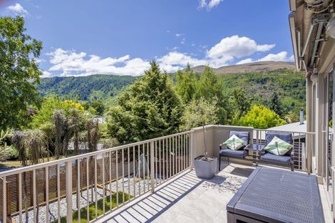 Photo of property in 21 Hood Crescent, Arrowtown, 9302