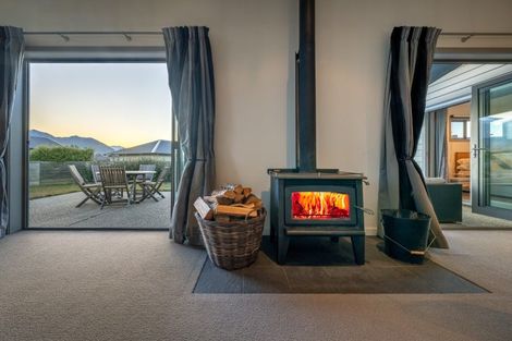 Photo of property in 120 Rob Roy Lane, Wanaka, 9305