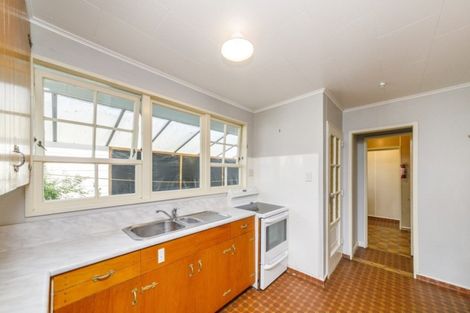 Photo of property in 91 Bridge Street, Bulls, 4818