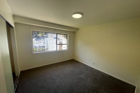 Photo of property in 63 Chelsea View Drive, Chatswood, Auckland, 0626