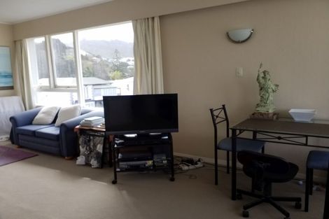 Photo of property in Churchill Flats, 213 The Terrace, Wellington Central, Wellington, 6011