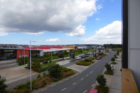 Photo of property in 25 De Havilland Road, Hobsonville, Auckland, 0618