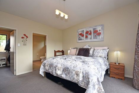 Photo of property in 75 Taiepa Road, Otatara, Invercargill, 9879