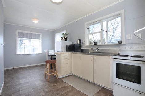 Photo of property in 9 Oriana Place, Highbury, Palmerston North, 4412