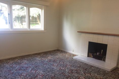 Photo of property in 3215 Great North Road, New Lynn, Auckland, 0600