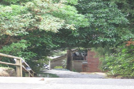 Photo of property in 77 Wyndham Road, Pinehaven, Upper Hutt, 5019