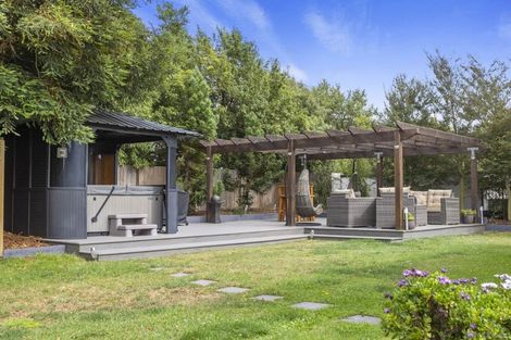 Photo of property in 76 Oakgrove Drive, Rangiora, 7400